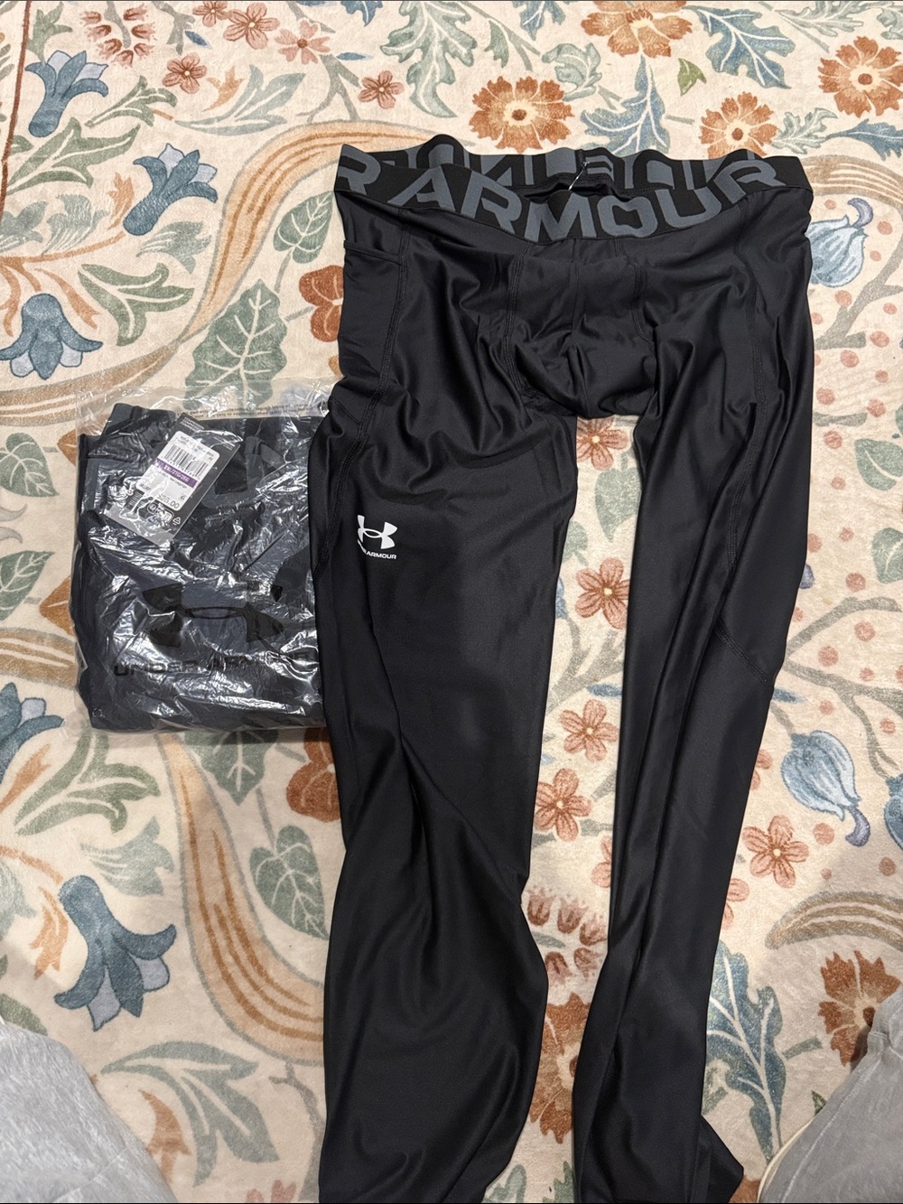 Under Armour Black Performance Compression heat gear size 2XL 
Both pairs